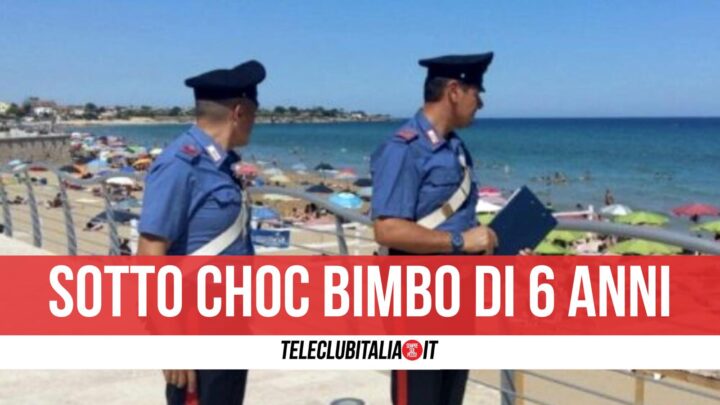 bacoli si masturba arrestato