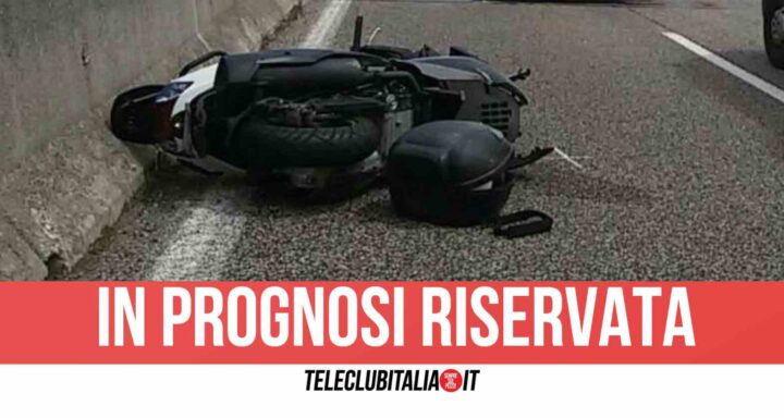 Mugnano, scooter contro marciapiede: 16enne in rianimazione