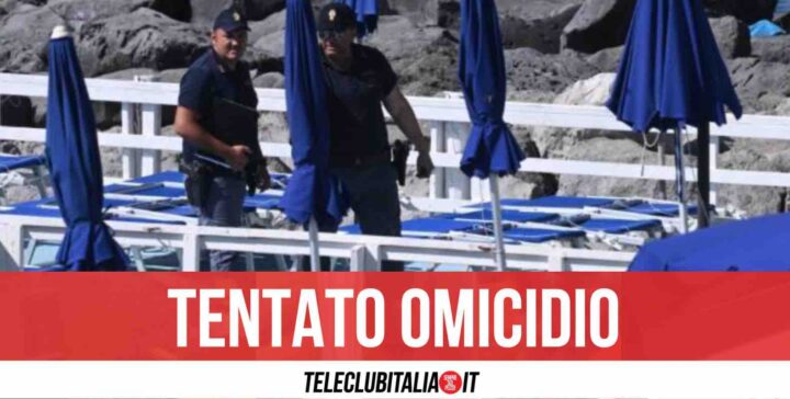 Marechiaro, bagnino accoltellato per un lettino: fermato 15enne