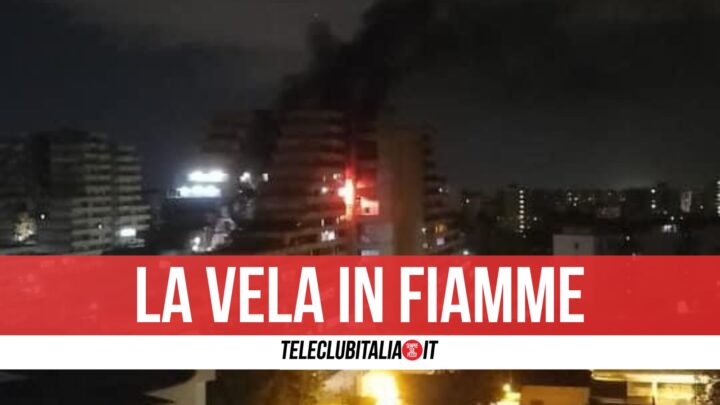 scampia incendio vela rossa