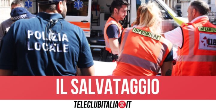 Giugliano, minaccia il suicidio: donna salvata dagli agenti della Polizia Locale