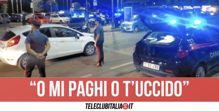 Pozzuoli, coppia di fidanzati rifiuta di pagarlo: l'abusivo li minaccia di morte. Arrestato