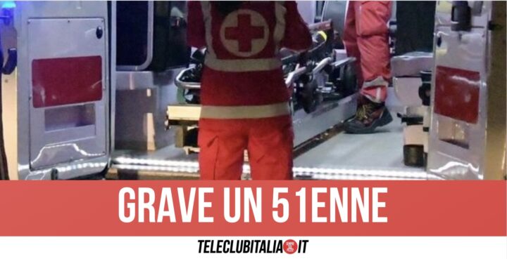 Litiga col vicino di casa, gli dà fuoco con la benzina: 51enne al Cardarelli di Napoli