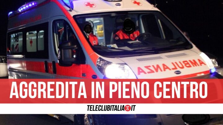 Giugliano, sorpreso a rubare in un negozio prende a pugni commessa