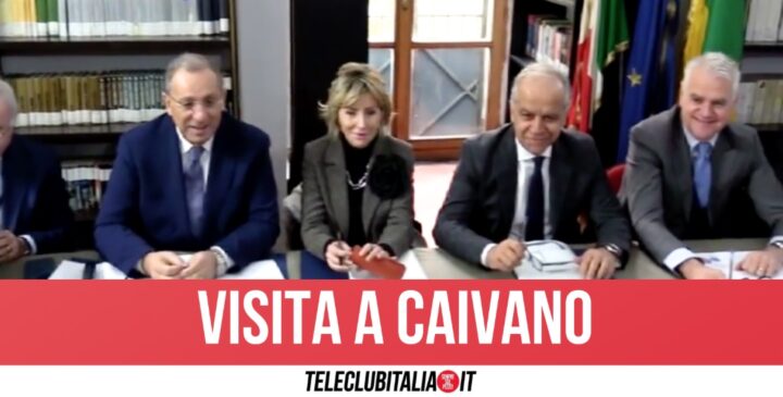 piantedosi e zangrillo a caivano: "qui per confermare la presenza dello stato"