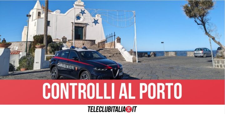 ischia controlli porto