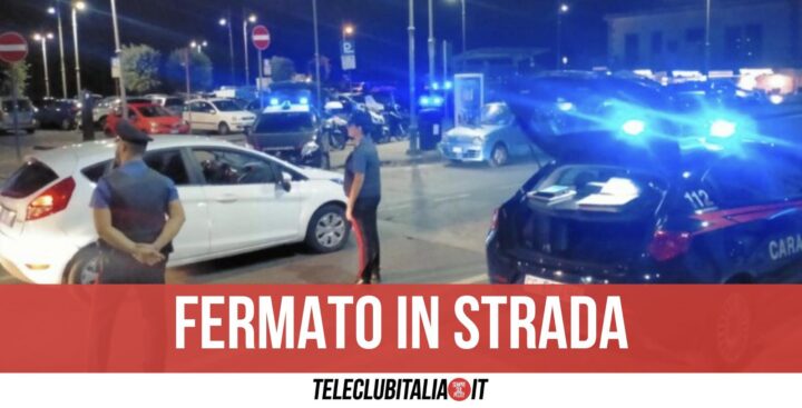 Pozzuoli Arrestato 22enne Pusher Pistola