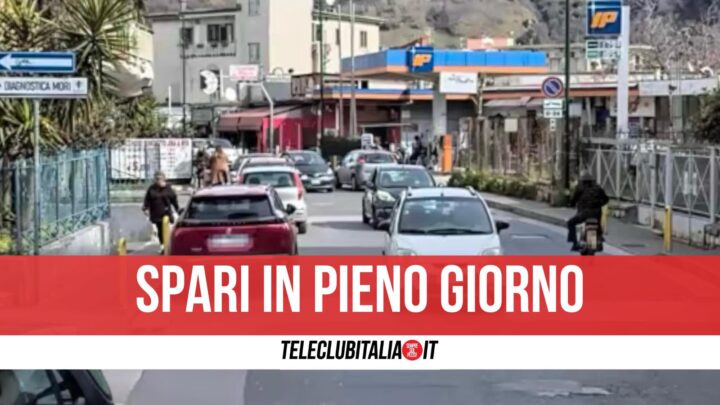 Spari Via Provinciale Pianura Cantiere