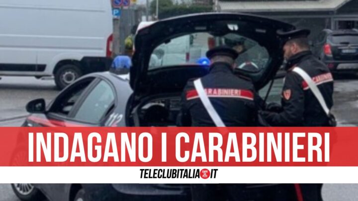 Agguato a colpi di pistola nel napoletano, "Zio Broker" gambizzato nel suo autonoleggio