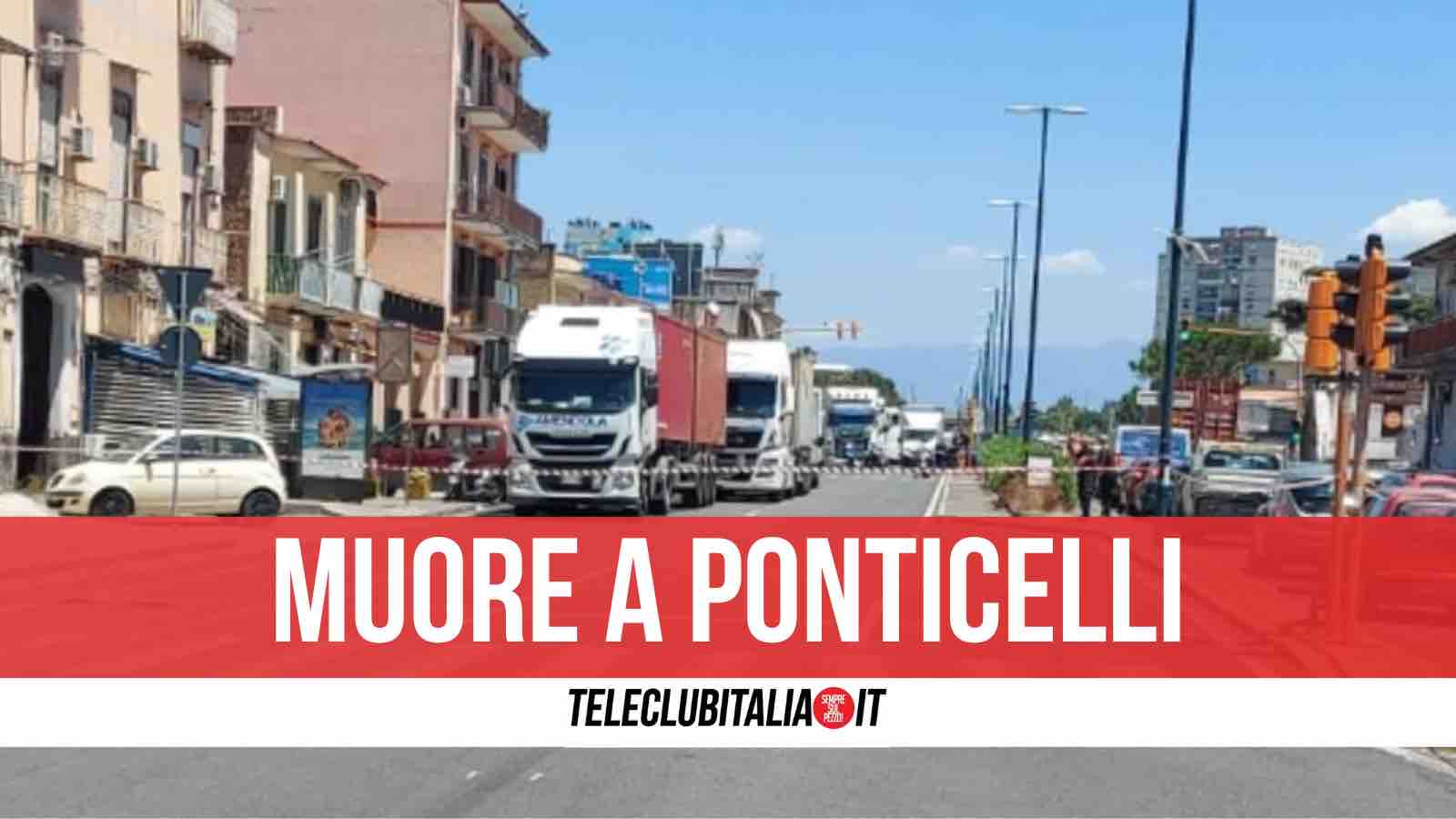 Ponticelli, 67 muore dopo impatto con autoarticolato. Il conducente non si è fermato a prestare soccorso.