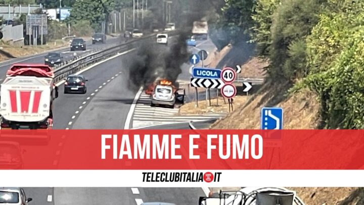 Auto In Fiamme Licola