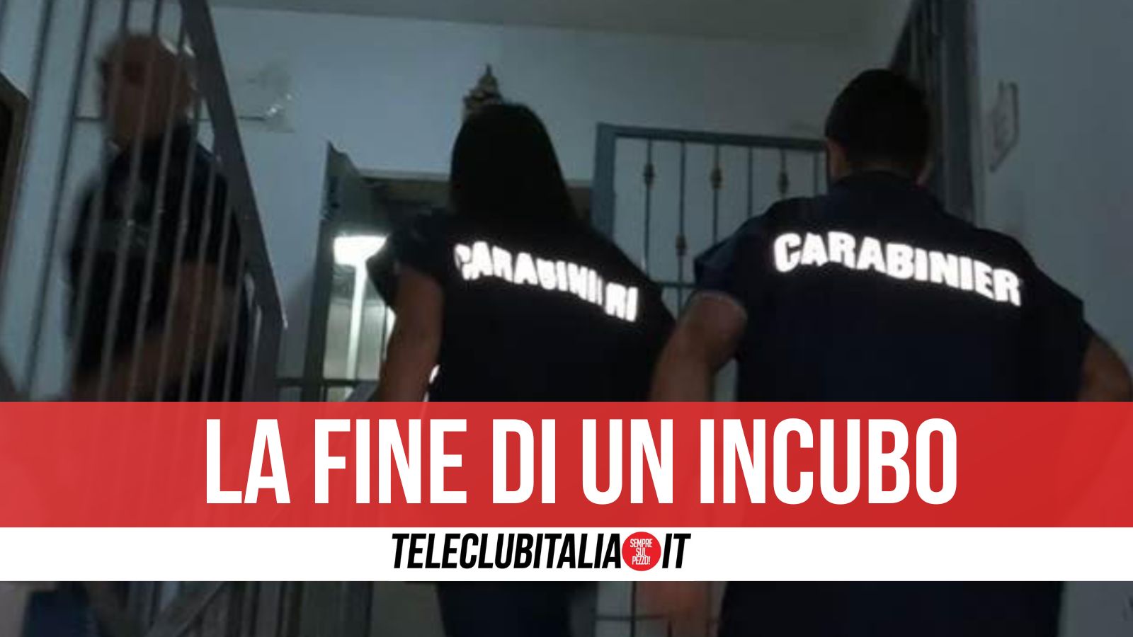 Armato di coltello minaccia di morte la moglie davanti ai figlioletti, 36enne arrestato nel casertano