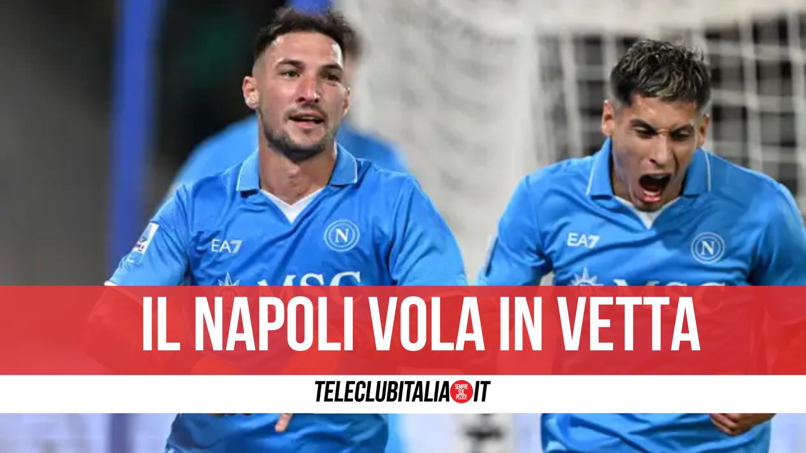 Politano Kvara stendono il Monza 2 0, Napoli in vetta