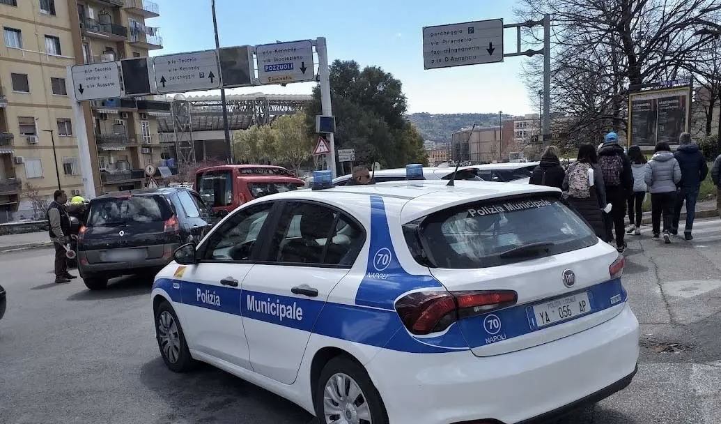 Polizia Municipale Controlli Napoli Monza