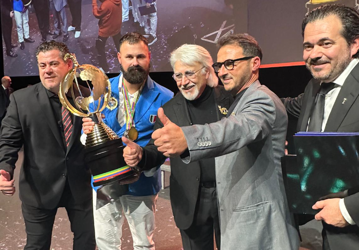 Mondiali di acconciatura a Parigi, l'hairstylist Michele lavarone vince il premio OMC Hairworld 