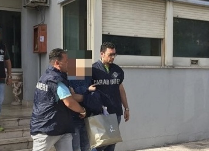 Giugliano Arrestato In Pasticceria