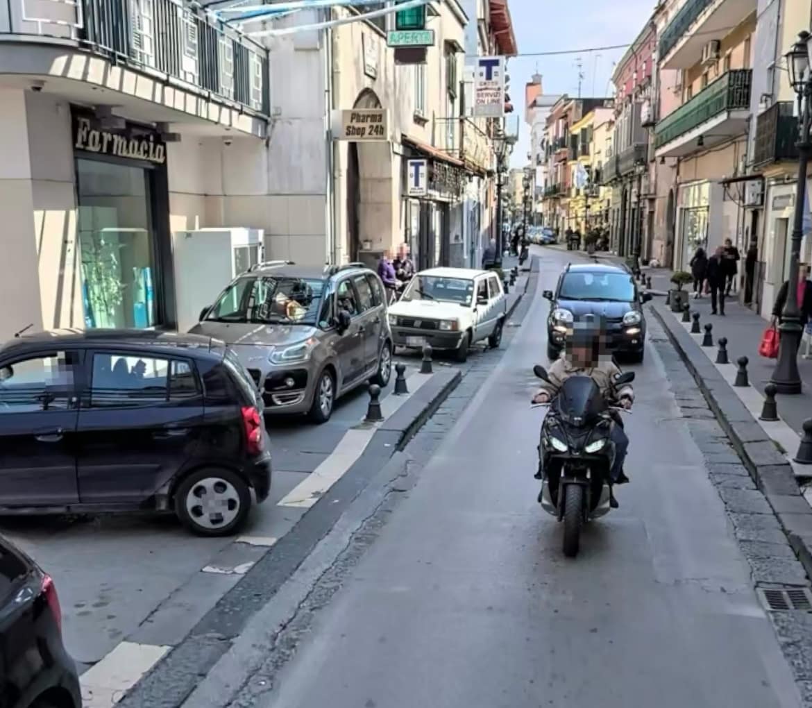 Rissa Tra Donne Farmacia Calvizzano