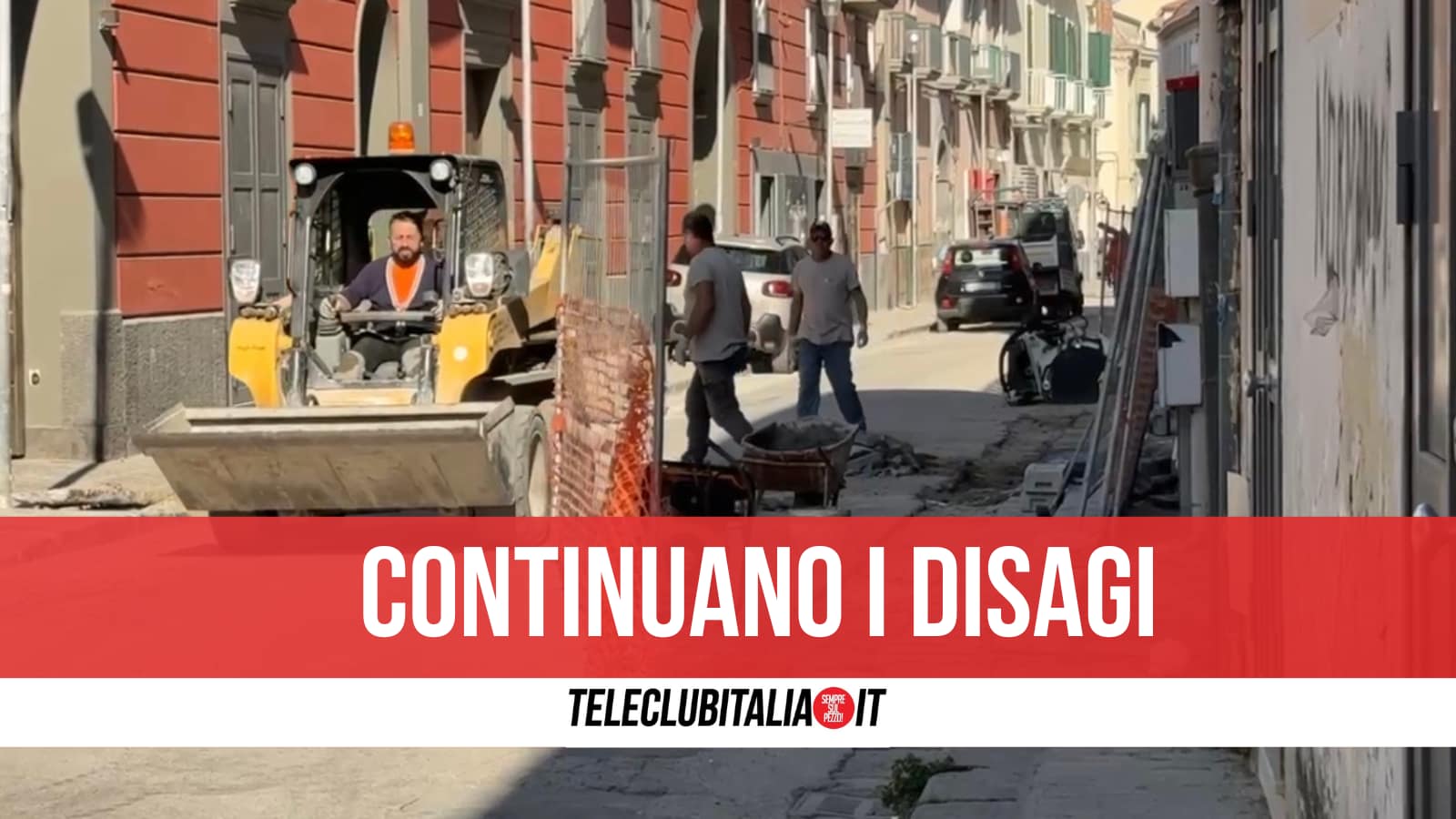 Aversa, prorogati i lavori in via Costantinopoli fino al 25 novembre: commercianti e residenti esasperati