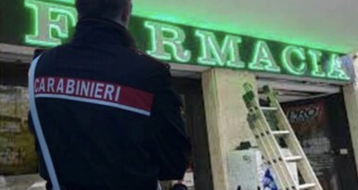 Marano, furto nella notte in farmacia: portati via oltre 5mila euro e medicinali 