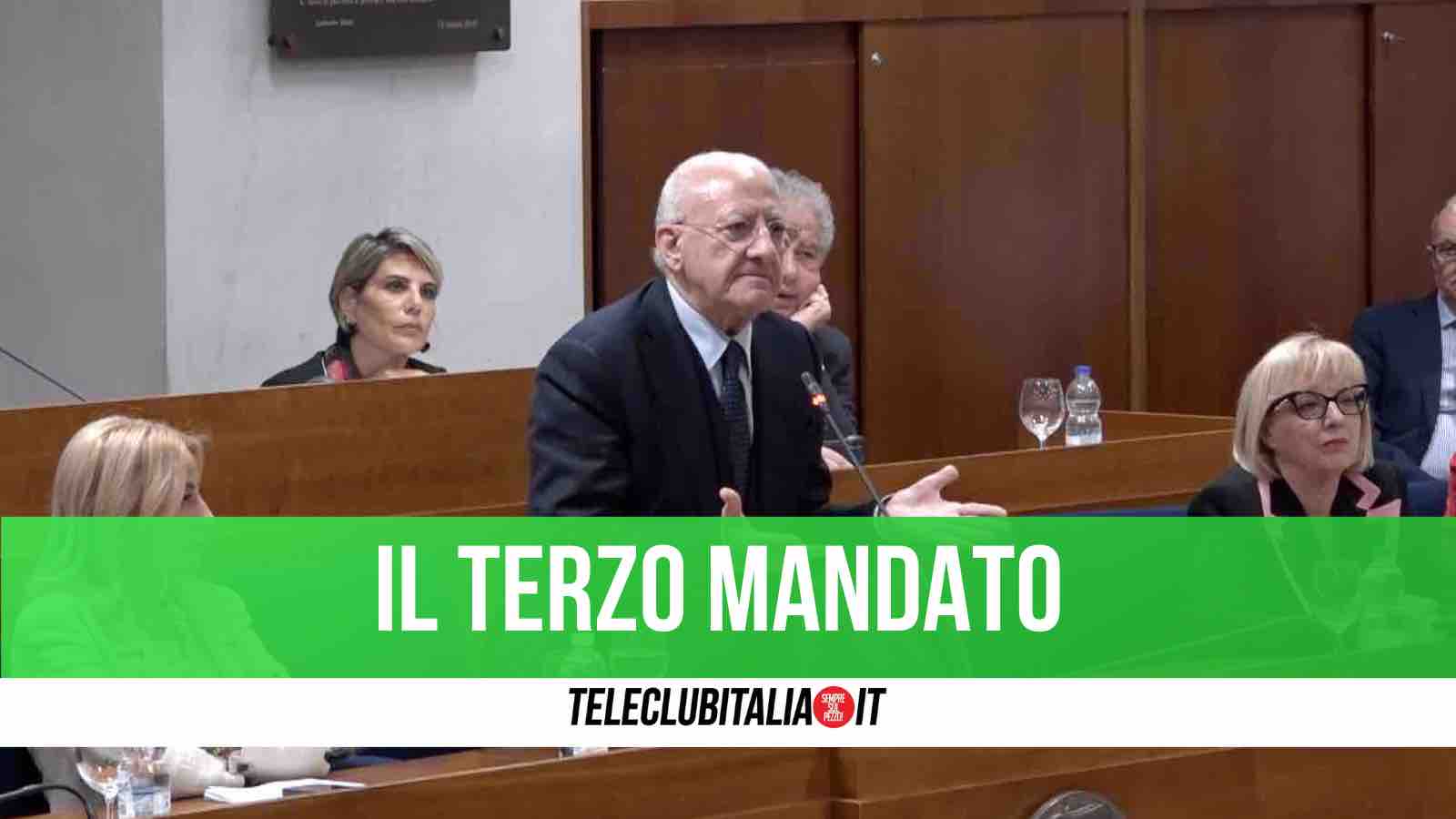 Ok a legge su terzo mandato, dal Pd nuovo stop: “De Luca non sarà nostro candidato”