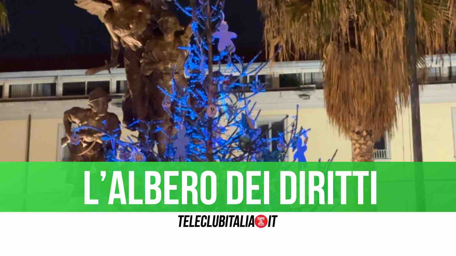 L’albero dei diritti si accende ad Aversa, sinergia tra il Comune e Unicef