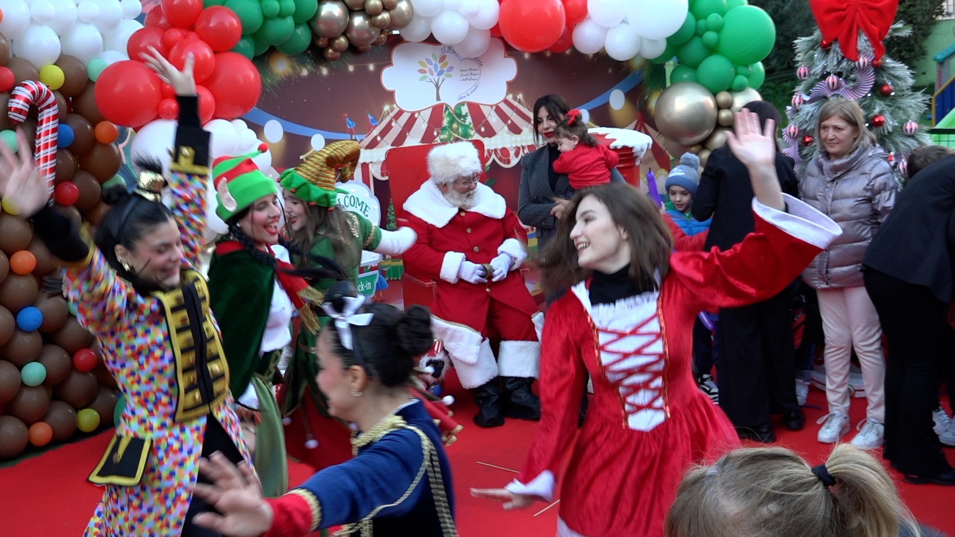 Giugliano, la magia del Natale all'istituto "Il nido d'amore"