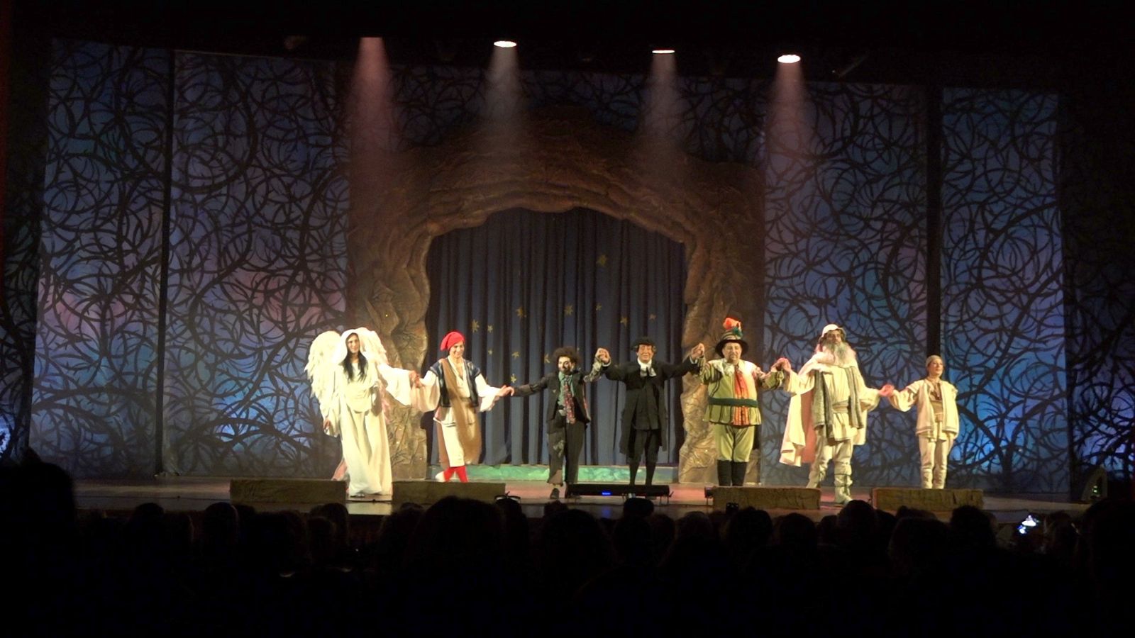 Grande successo al teatro Lendi di Sant'Arpino per "La Cantata dei Pastori"