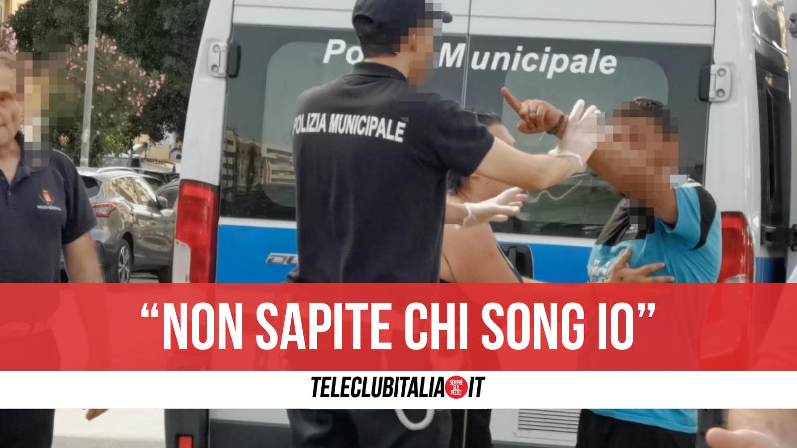 Arzano, senza patente e su auto rubata aggredisce il colonello Chiariello: sottoposto a fermo