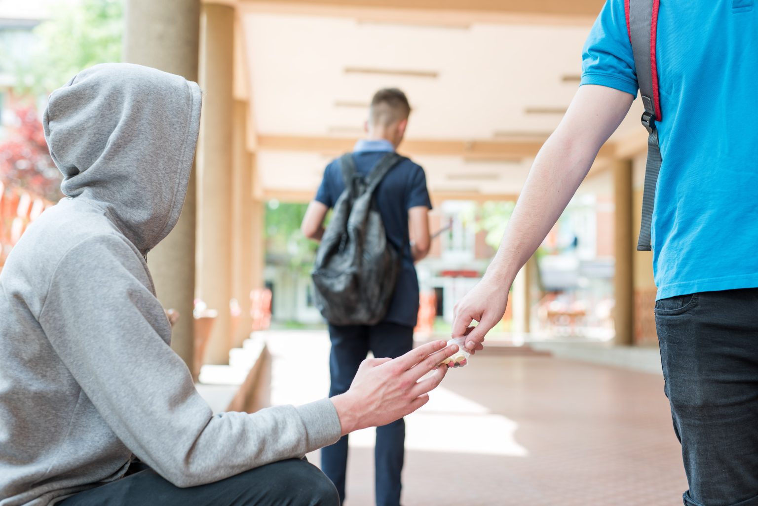 Droga Fuori Scuola Massa Lubrense Arrestato