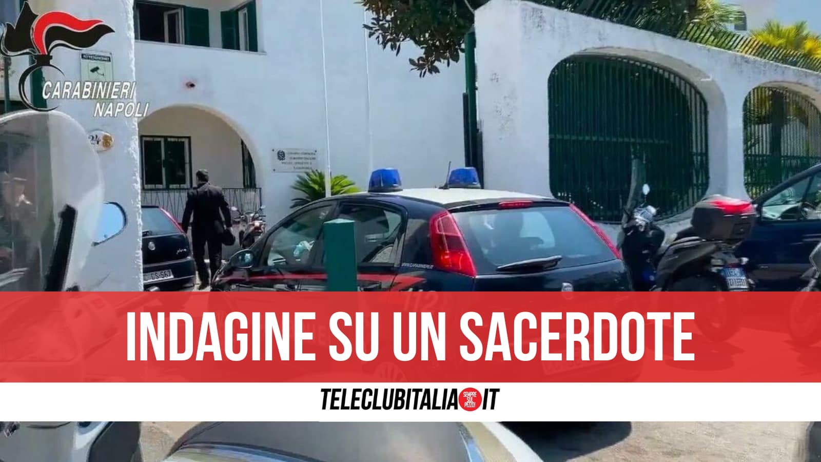 Ischia, sospetti abusi su un minore: perquisita casa di un parroco