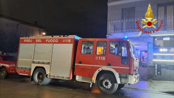 San Cipriano Scoppio Appartamento Feriti