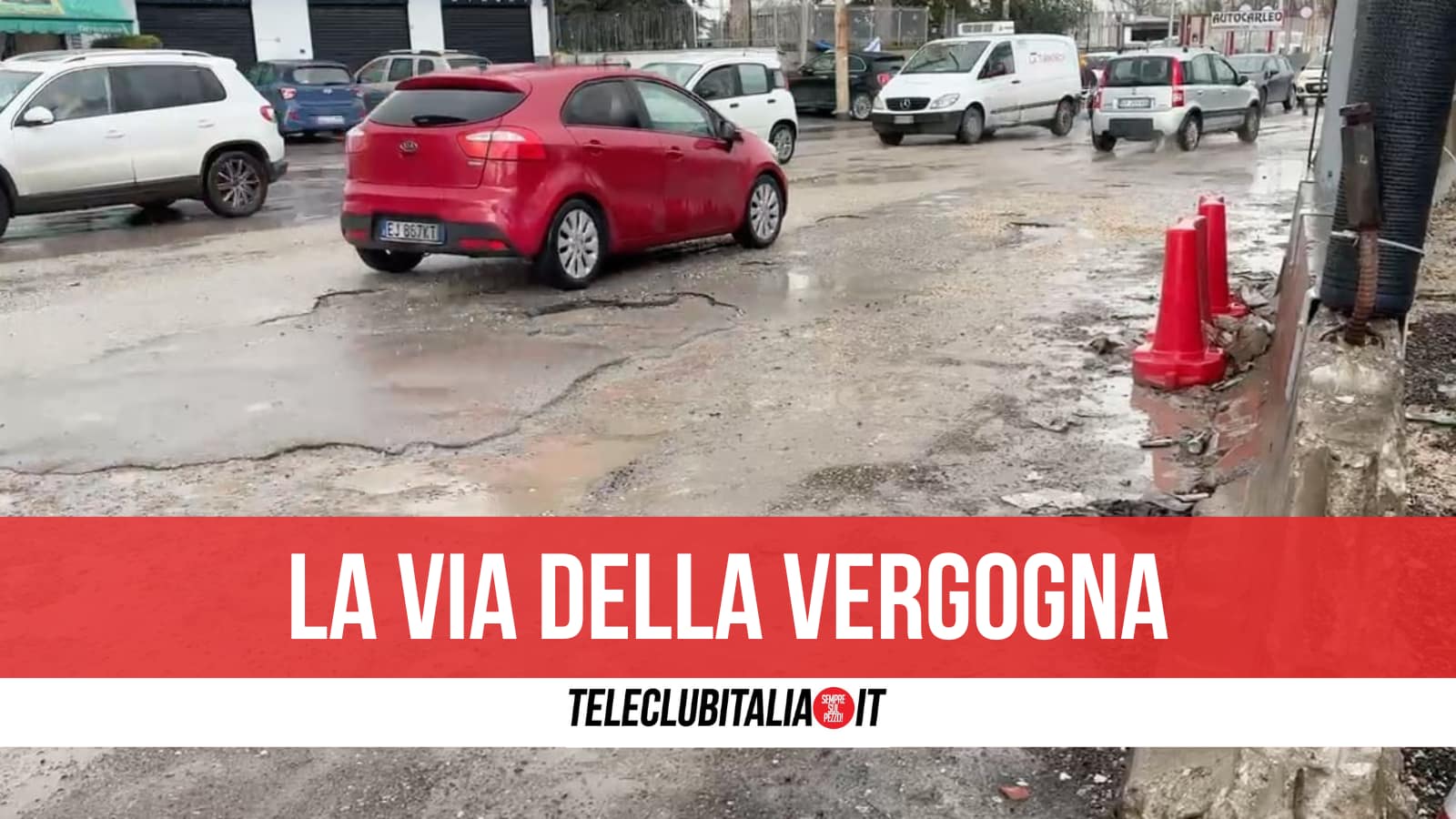 Via Appia, il disastro continua: aperta nuova area cantiere. La strada è una gruviera