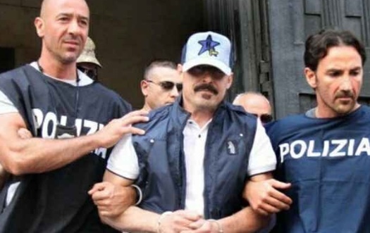 Giugliano, inchiesta camorra-politica: ordinanza annullata per Giuseppe Dell’Aquila e Patrizia Giuliano