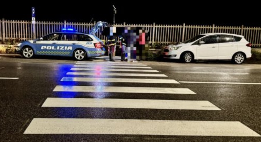 Napoli, investito sulle strisce: morto il 17enne Domenico